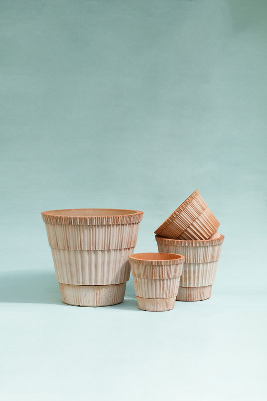 Bergs Potter Atlas Pflanztopf Rosa mit Untersetzer