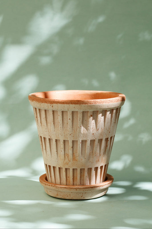 Bergs Potter Pantheon Pflanztopf Rosa mit Untersetzer